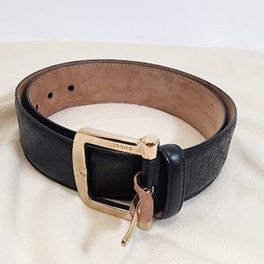 Gucci Leather Belt. Black. Suede Interior. Size 85/34. Normal signs of use